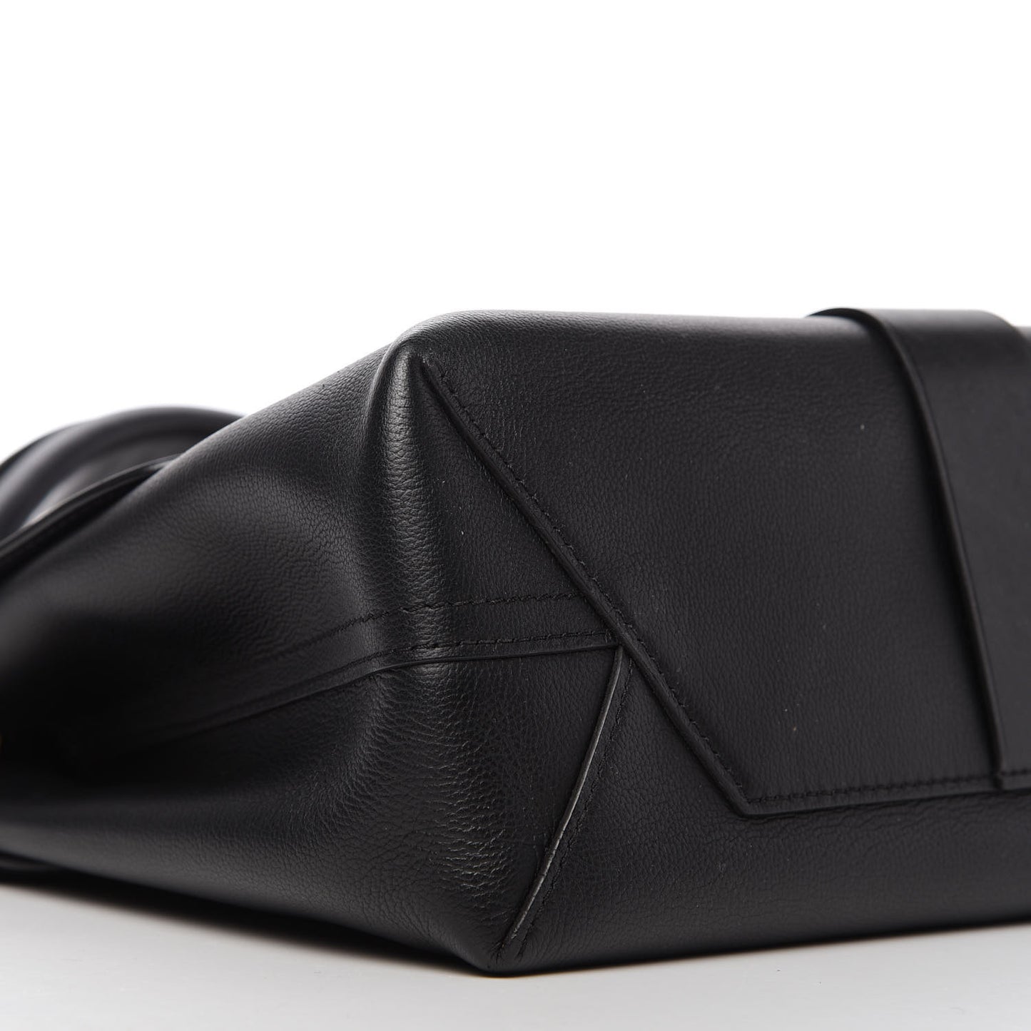 Calfskin Monogram Very One Handle Black