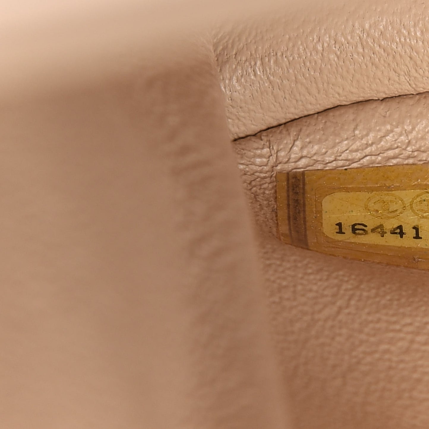 Caviar Quilted Jumbo Double Flap Beige Clair