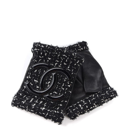 Chanel Lambskin Fantasy Tweed Patent CC Fingerless Gloves 6.5 Black White 1 of 6