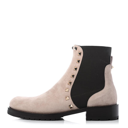 Valentino Garavani Suede Rockstud Beatle Chelsea 20mm Ankle Boots 36.5 Poudre 1 of 4