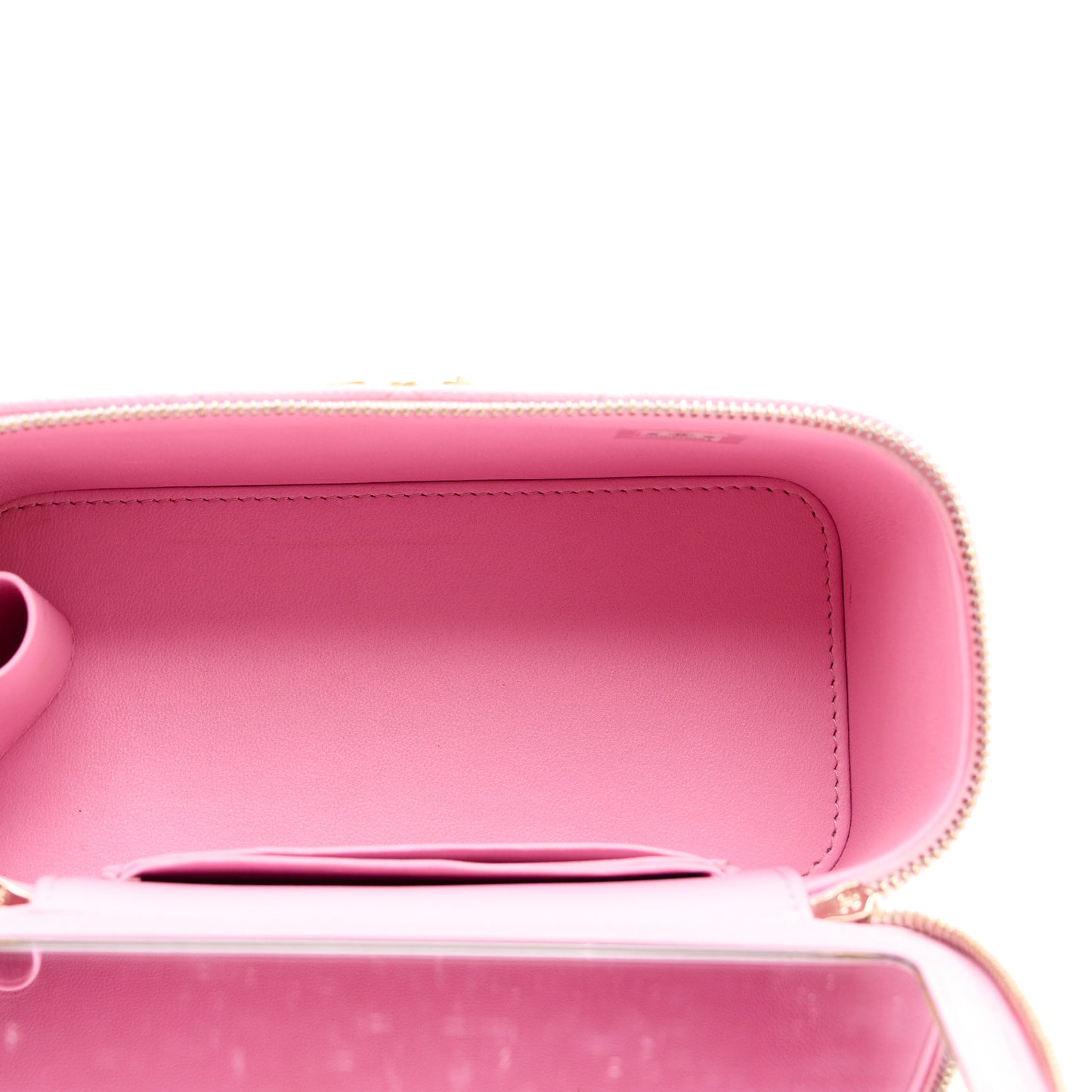 Caviar Quilted Sweetheart Vanity Case Pink