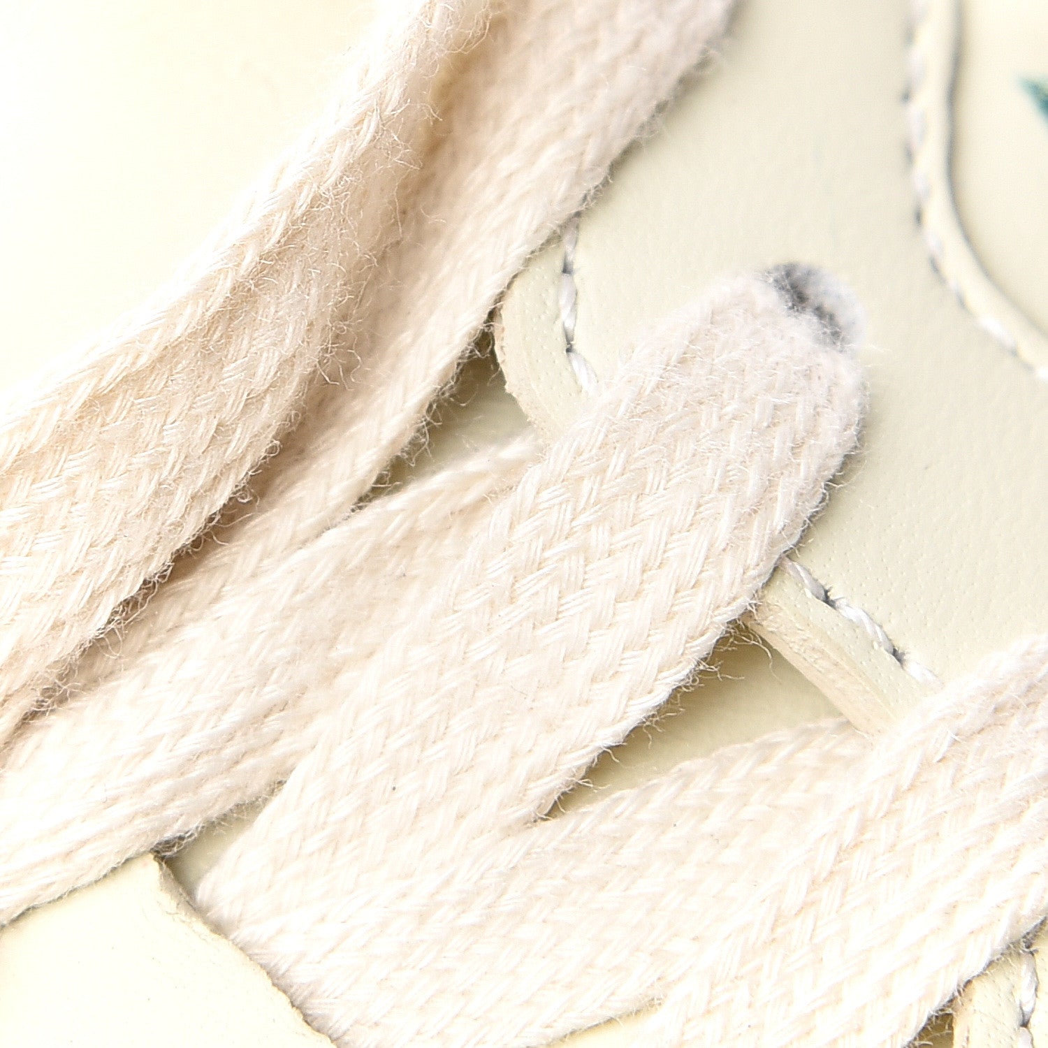Gucci Calfskin Glitter Game Logo Womens Rhyton Sneakers 36 Mystic White 11 of 12