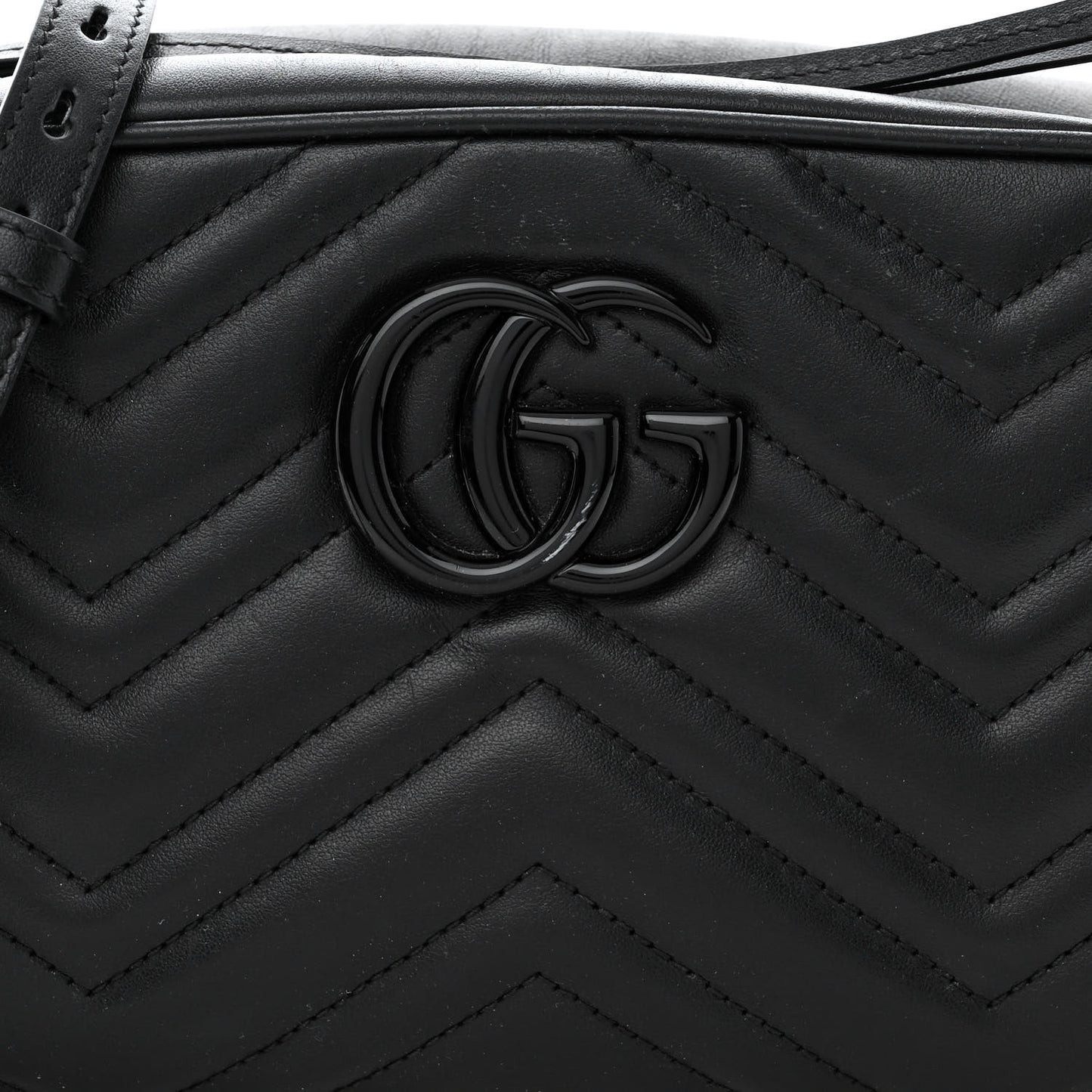 Calfskin Matelasse Monochrome Small GG Marmont Chain Shoulder Bag Black