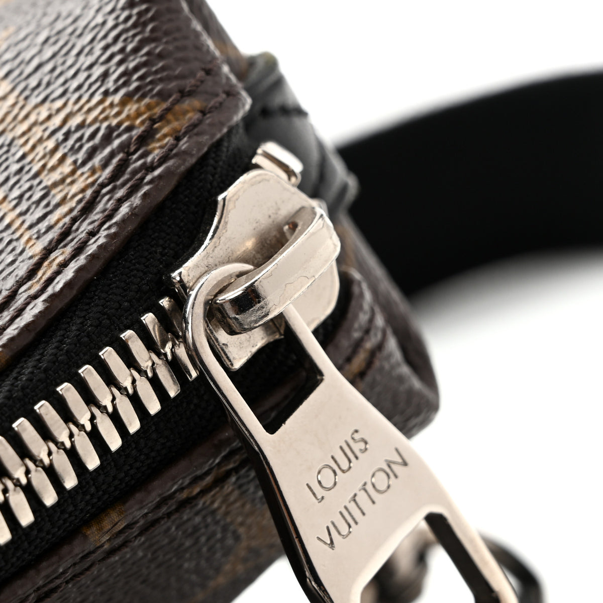 Monogram Macassar Davis