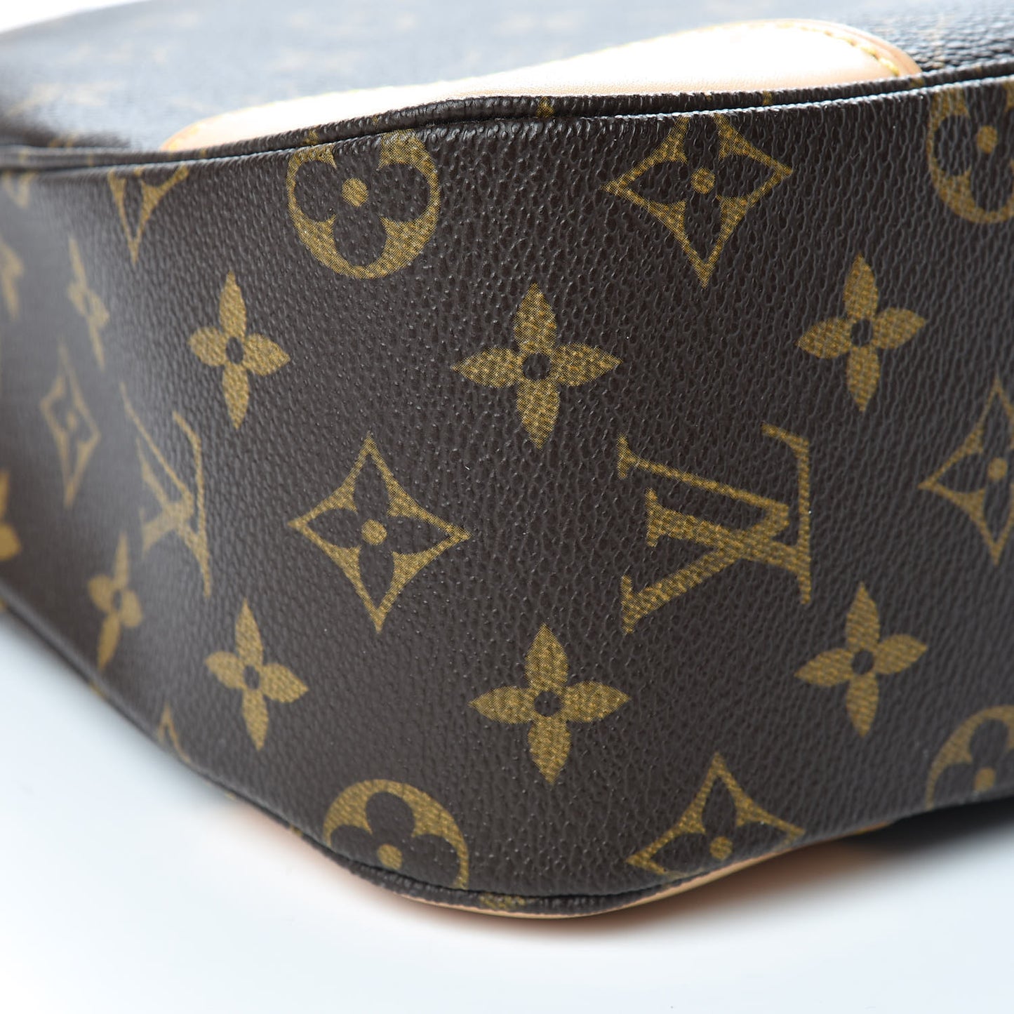 Monogram Boulogne 30