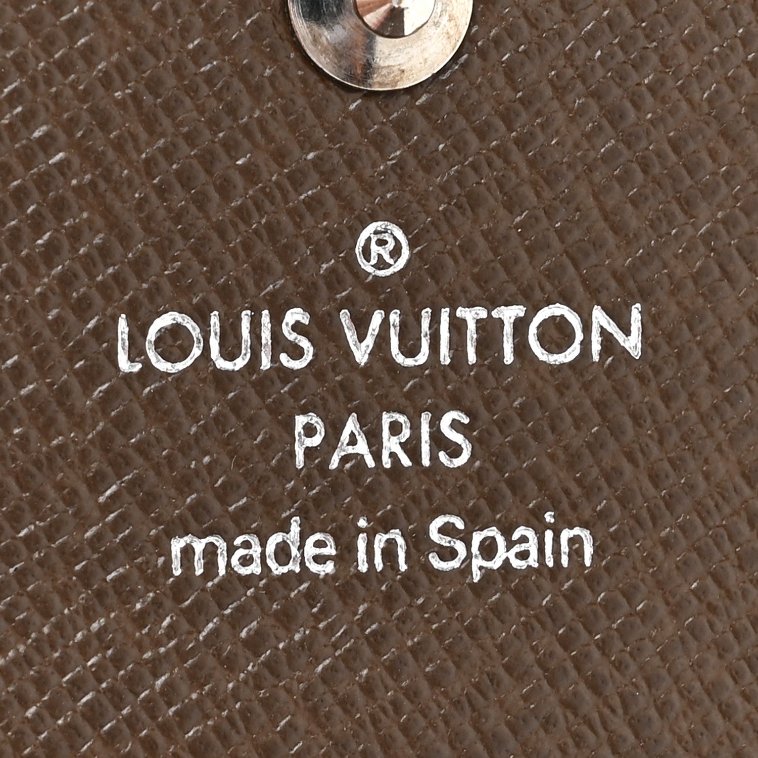 Louis Vuitton Taiga 6 Key Holder Grizzli 6 of 8