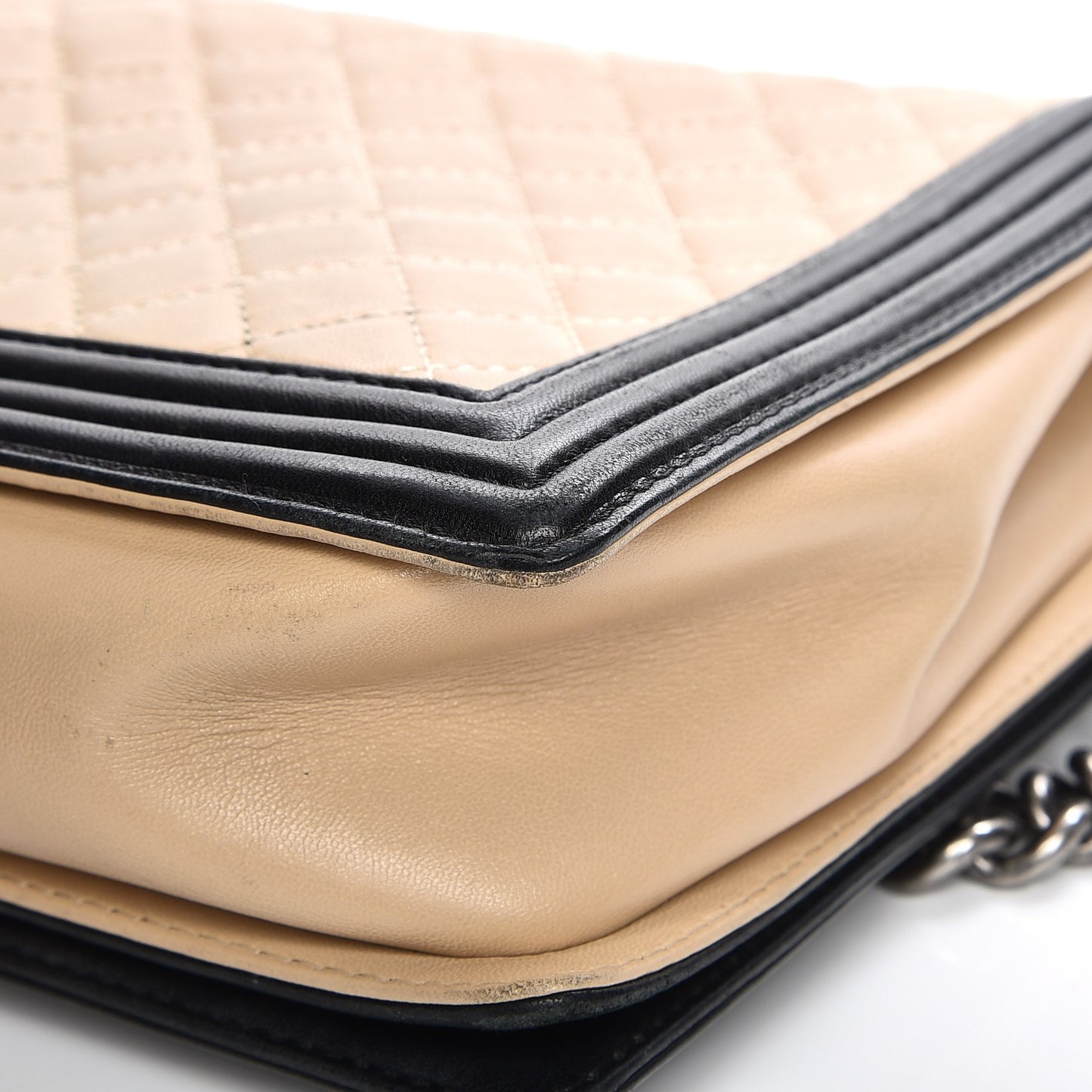 Lambskin Quilted Large Boy Flap Beige Black