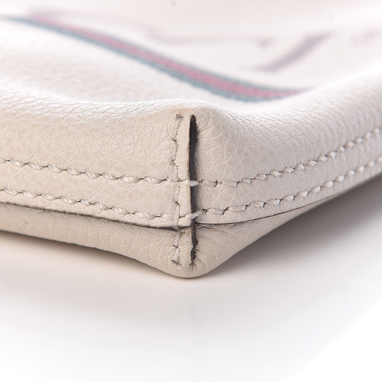 Gucci Pebbled Calfskin Logo Portfolio Clutch White 9 of 9