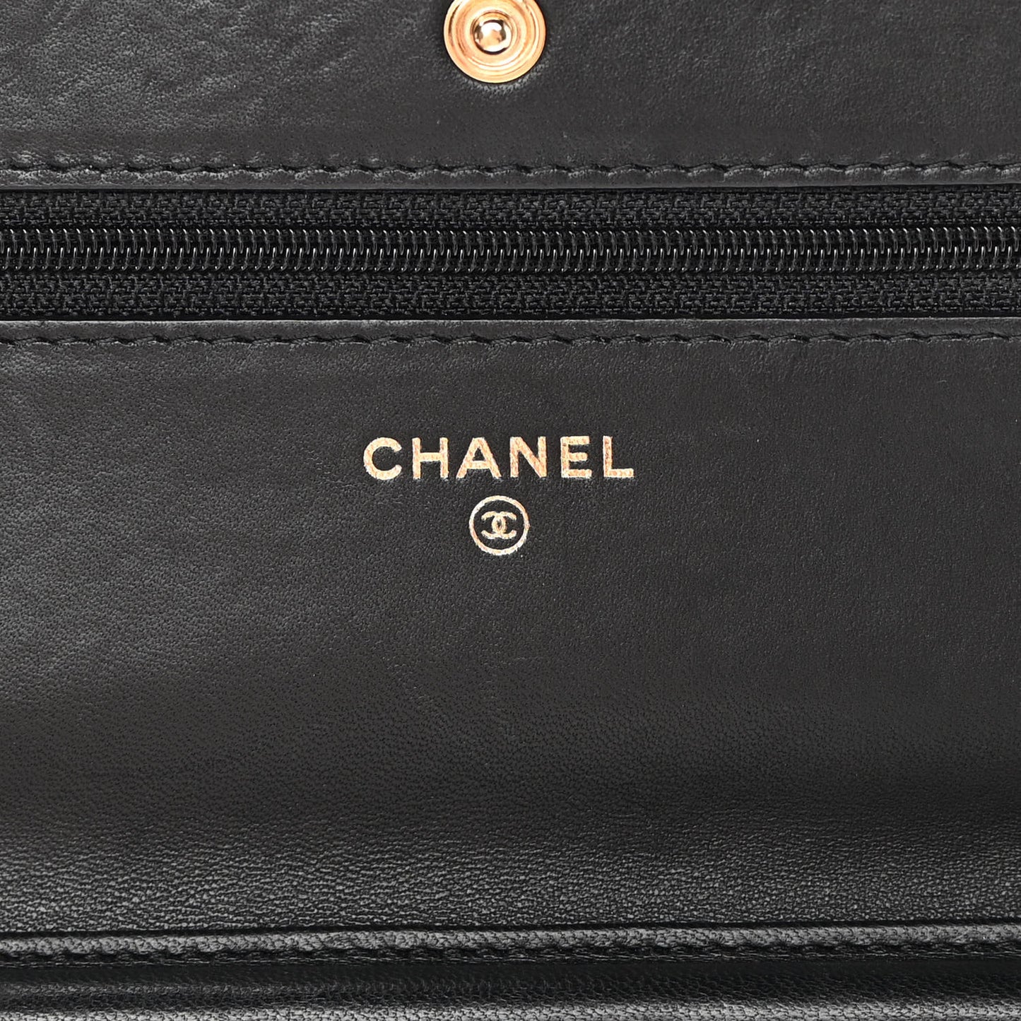 Lambskin Quilted Wallet On Chain WOC Black