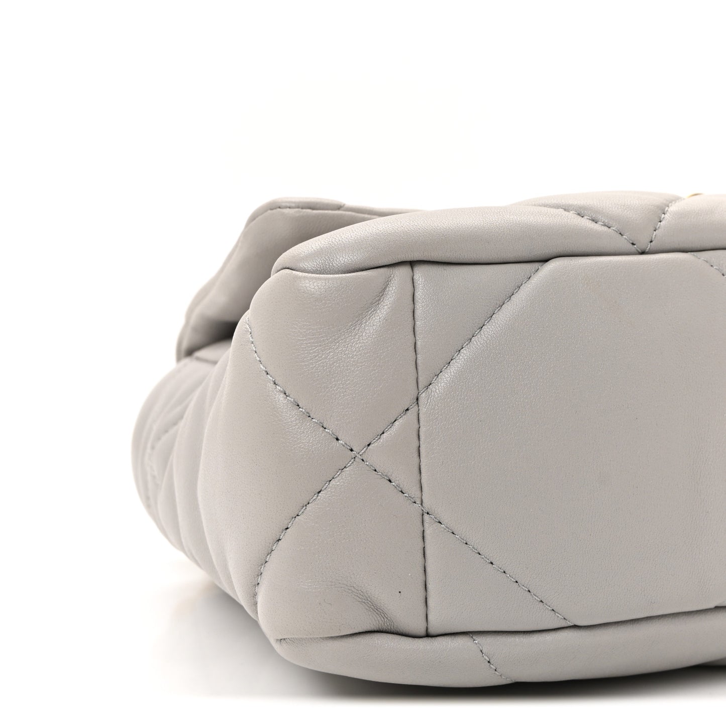 Lambskin Quilted Medium Chanel 19 Flap Grey