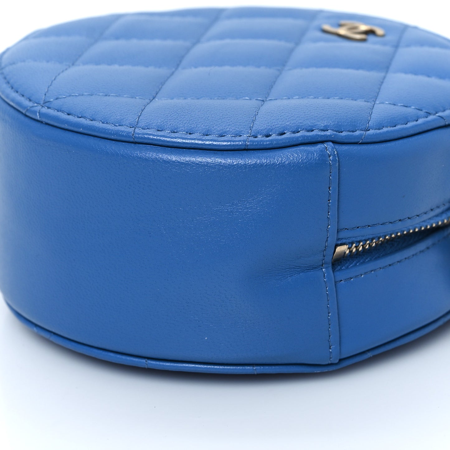 Lambskin Quilted Round Clutch With Chain Blue