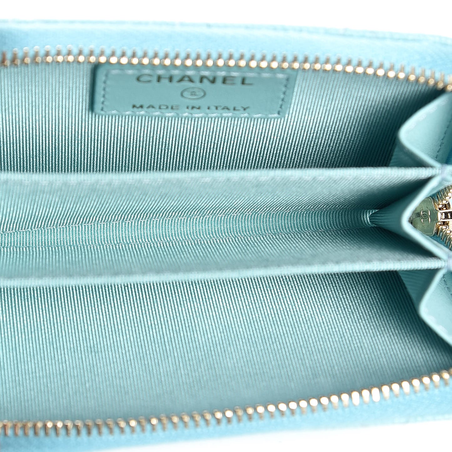 Caviar Quilted Zip Coin Purse Light Blue