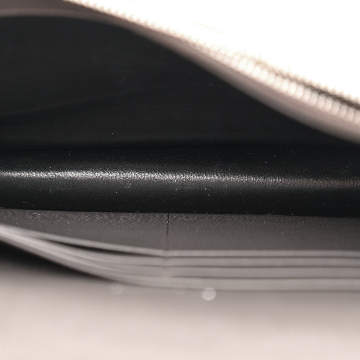 Grain De Poudre Matelasse Chevron Monogram Envelope Chain Wallet Earth