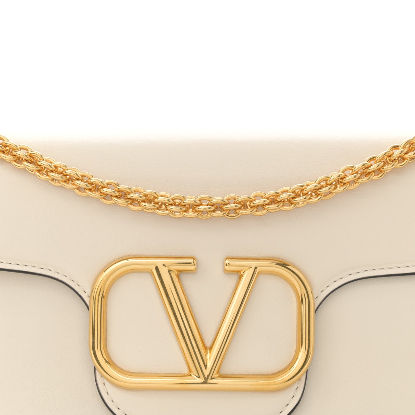 Calfskin Vlogo Loco Shoulder Bag Light Ivory