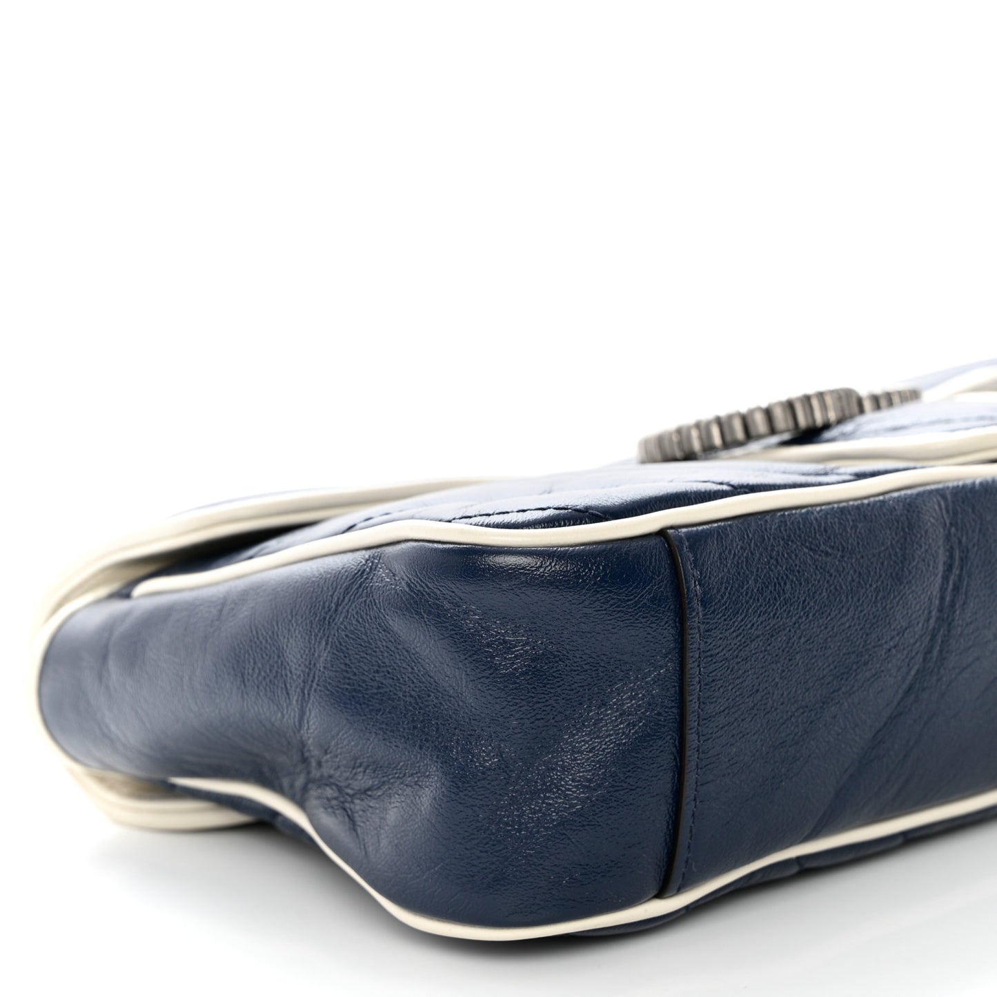 Vintage Effect Calfskin Matelasse Diagonal Small Torchon GG Marmont Shoulder Bag Blue Agata Mystic White