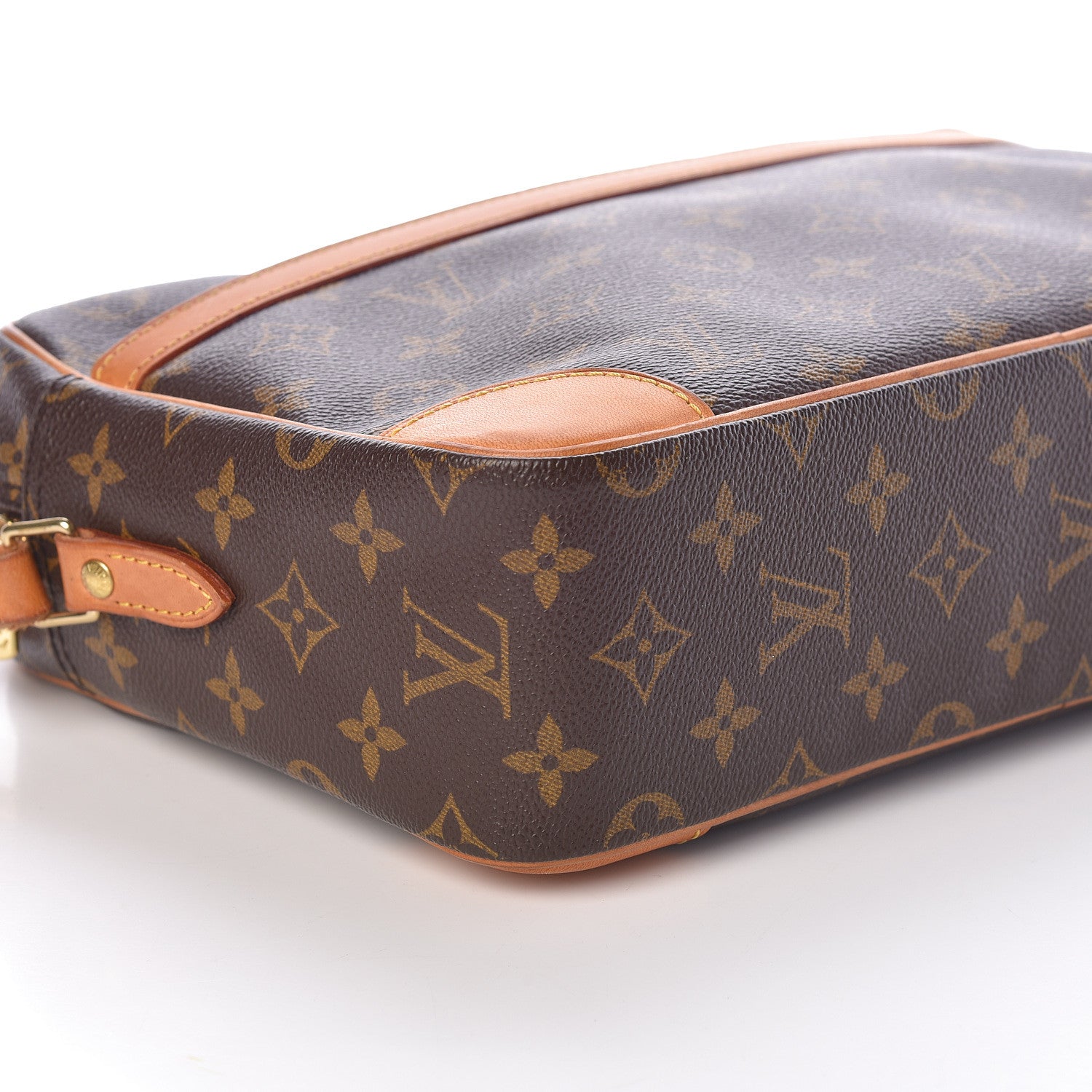 Louis Vuitton Monogram Trocadero 30 10 of 12