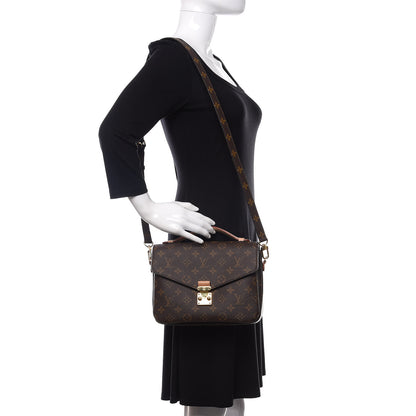Louis Vuitton Monogram Pochette Metis 2 of 13