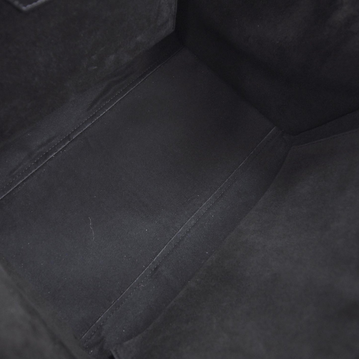 Calfskin and Suede Trapeze Black