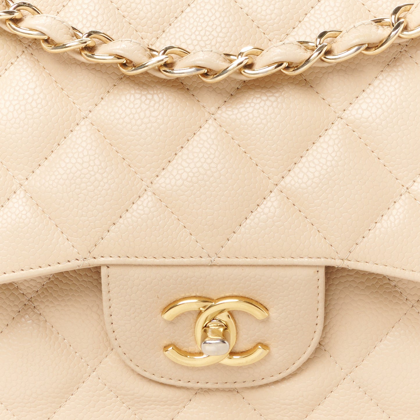 Caviar Quilted Jumbo Double Flap Beige Clair