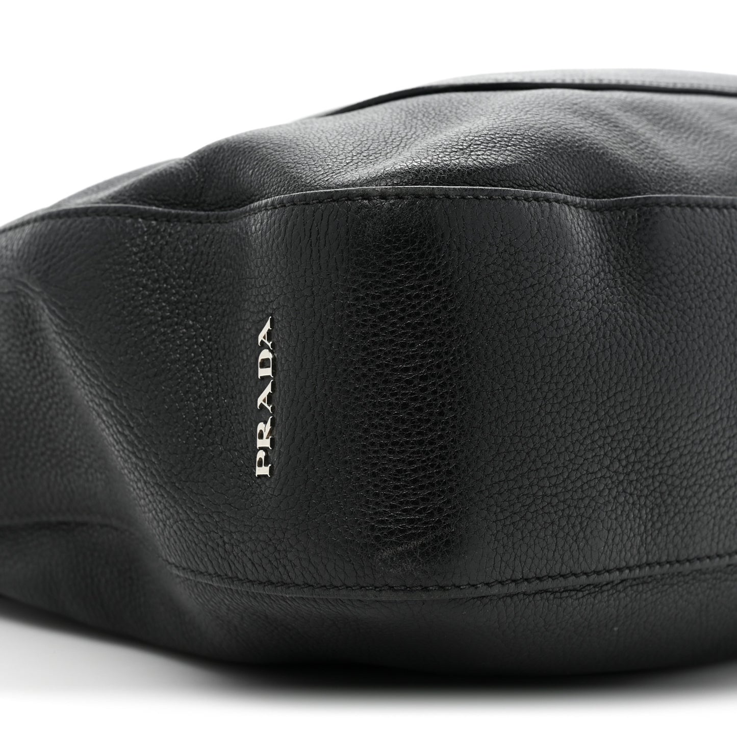 Vitello Daino Medium Pocket Hobo Bag Black