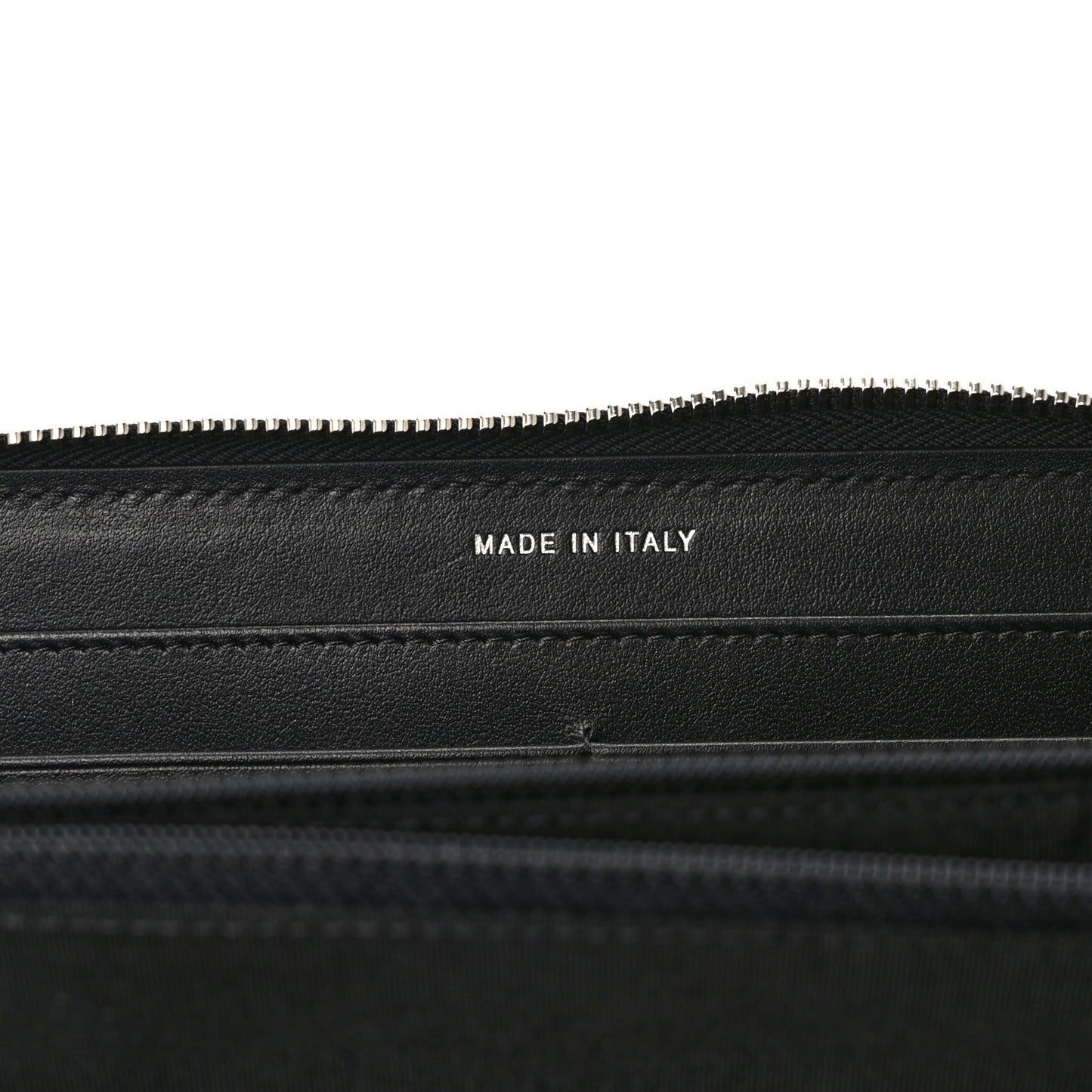 Caviar Quilted Incognito Large Gusset Zip Around Wallet Black