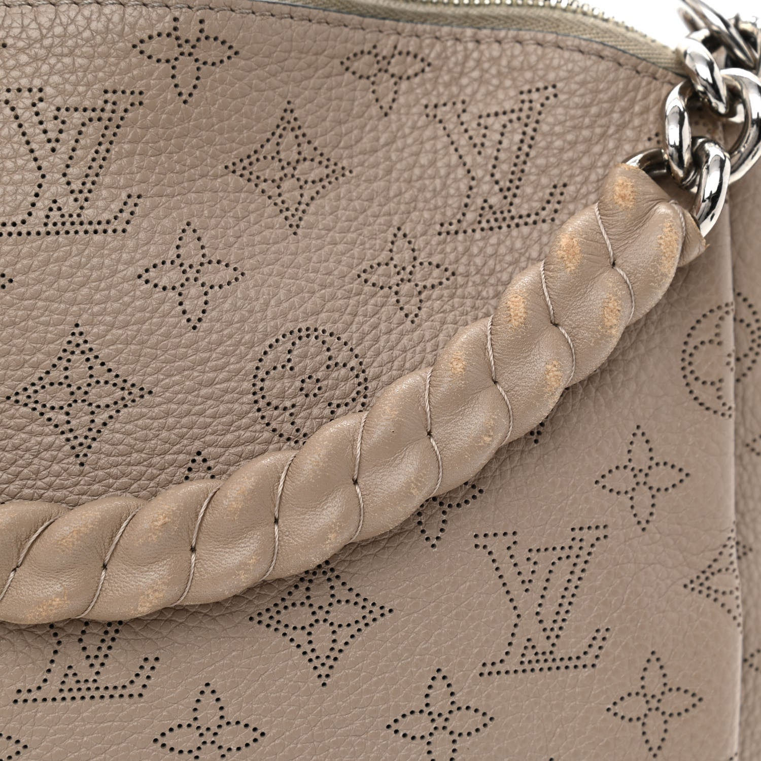 Louis Vuitton Mahina Babylone Chain BB Galet 13 of 16