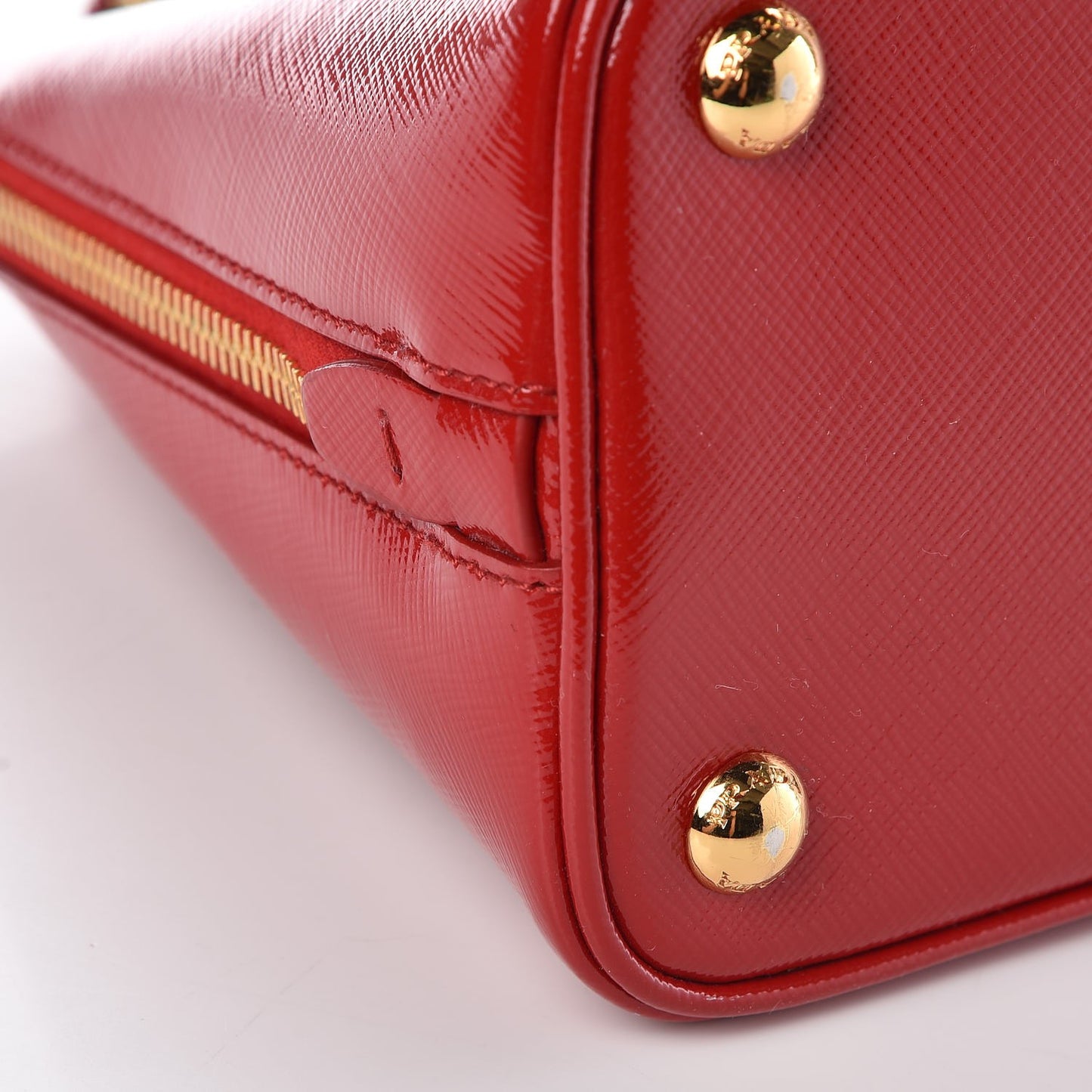 Saffiano Vernice Mini Promenade Tote Rosso