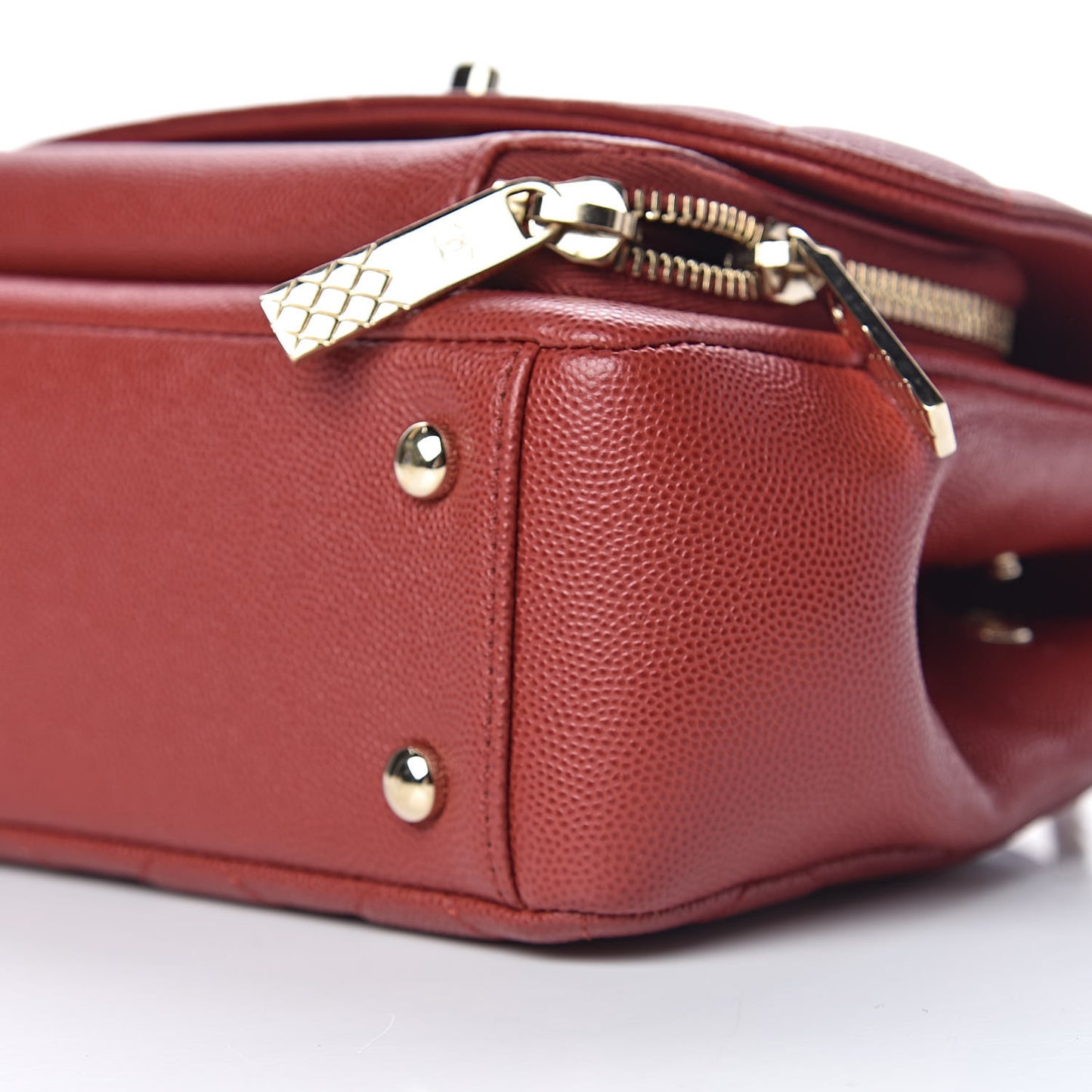 Caviar Quilted Mini Business Affinity Flap Dark Red