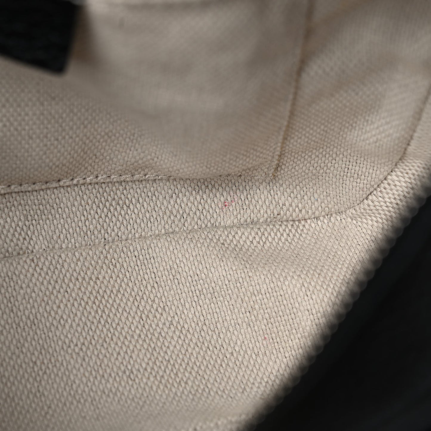 Pebbled Calfskin Small Soho Disco Bag Black