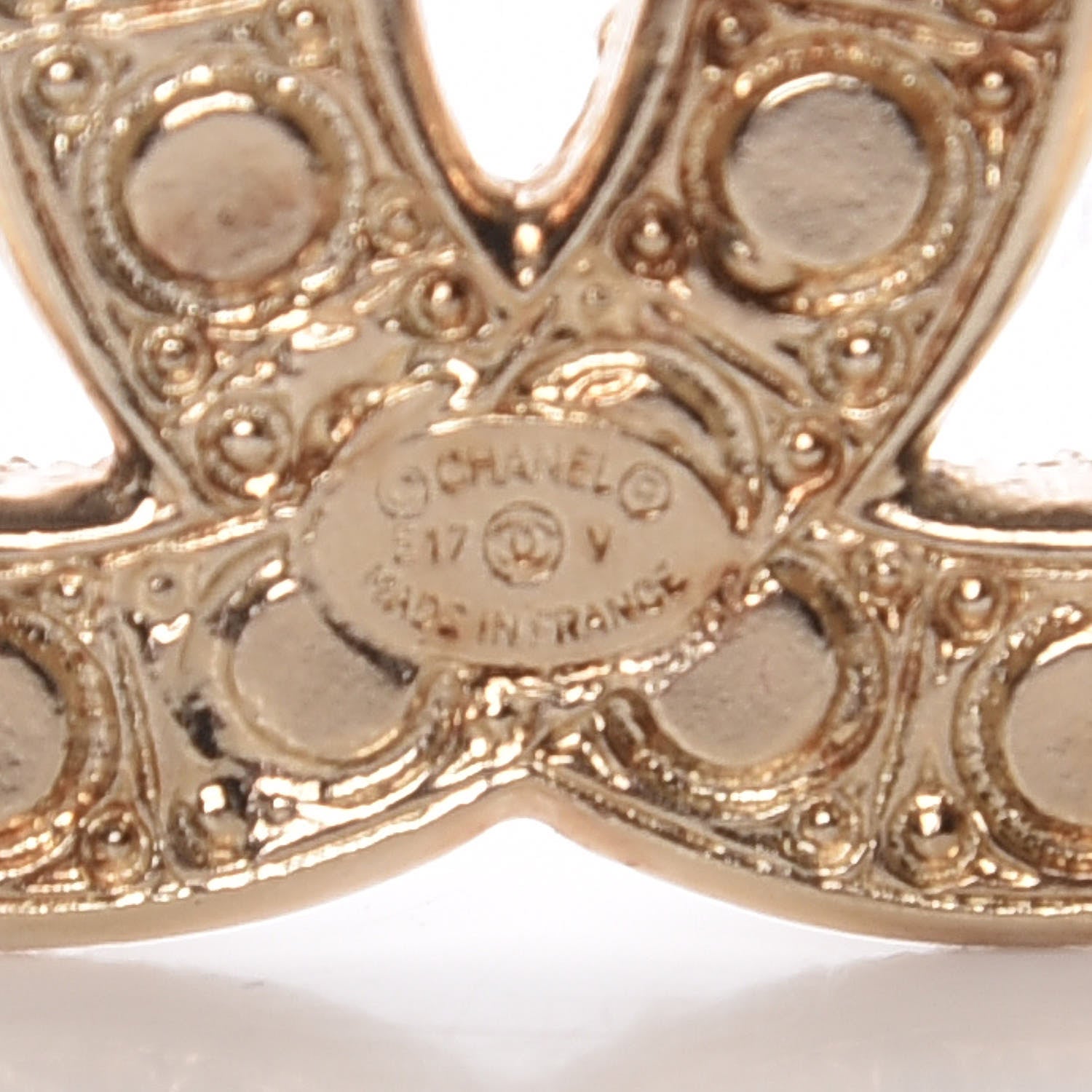 Chanel Pearl Crystal CC Brooch Gold 5 of 5