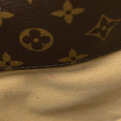 Louis Vuitton Monogram Artsy MM 8 of 15