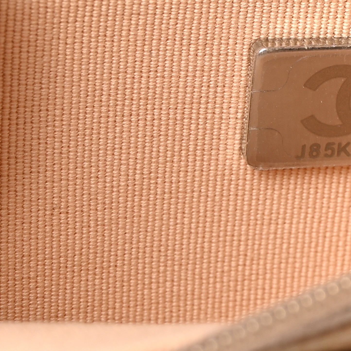Caviar Quilted Wallet on Chain WOC Beige