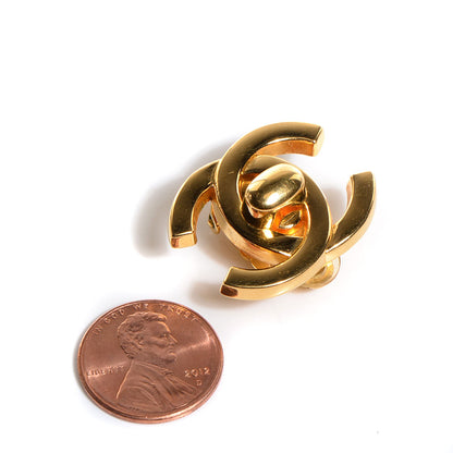 Chanel Metal CC Turnlock Clip On Earrings Gold 2 of 4