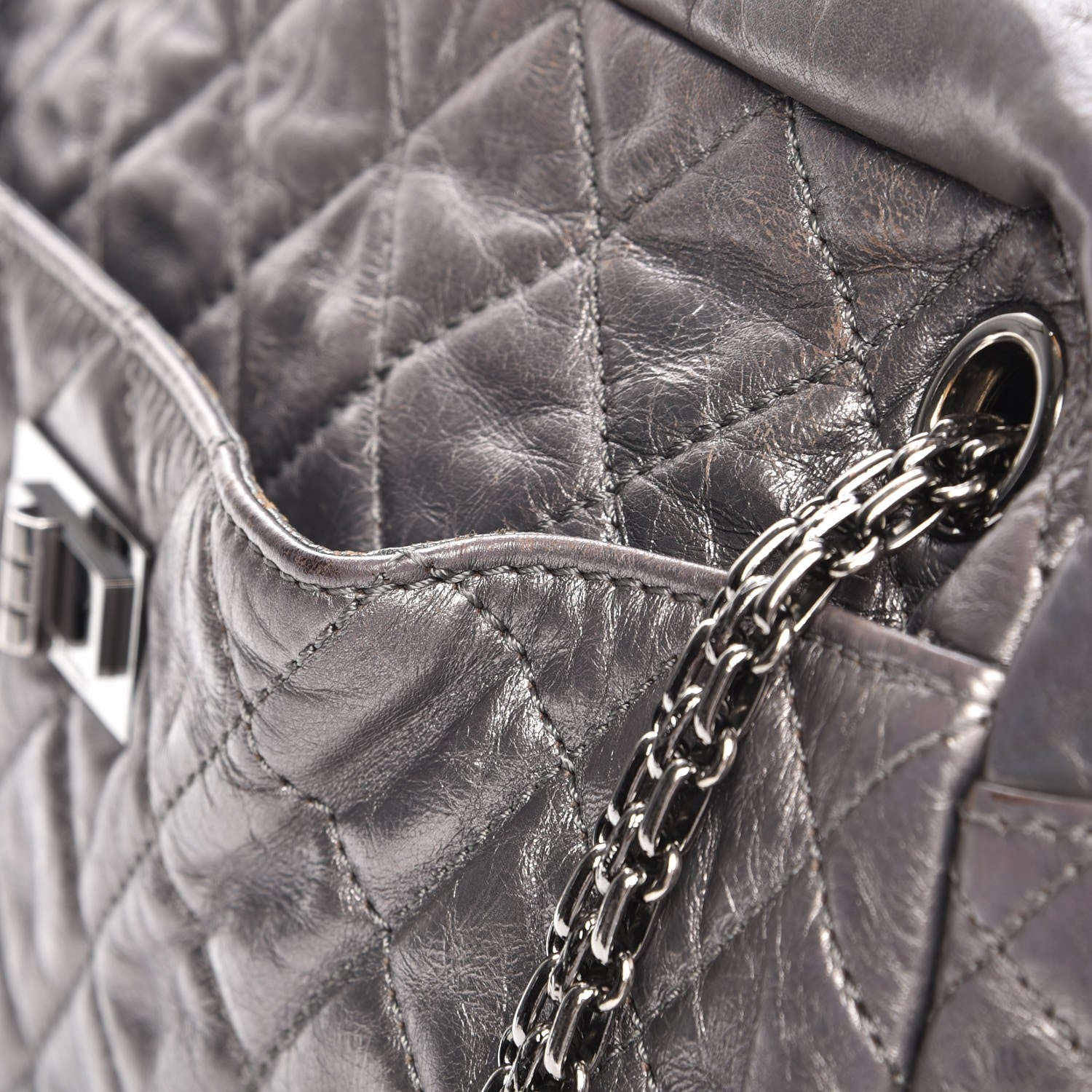 Chanel Metallic Aged Calfskin Quilted Medium Reissue Camera Case Dark Silver 10 of 10