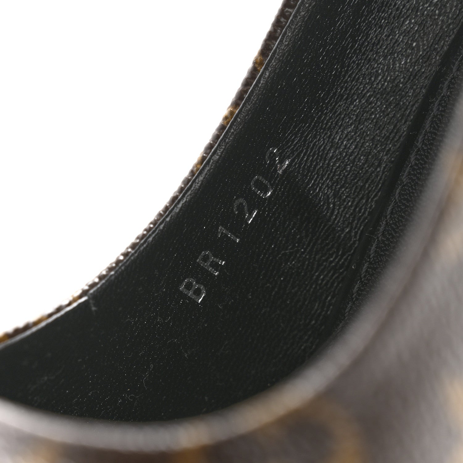 Louis Vuitton Monogram Cherie Pumps 37.5 Black 9 of 9