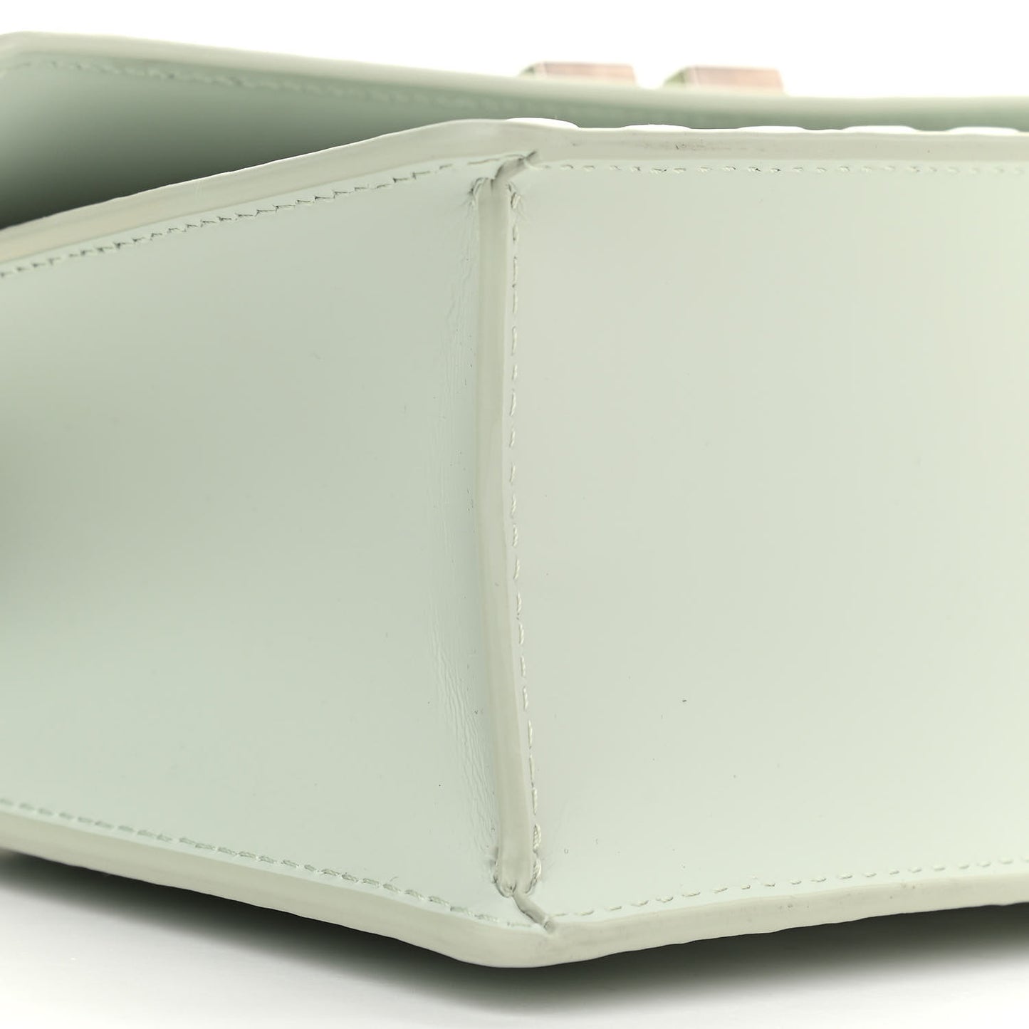 Calfskin Diagonal Quilted Jitney 1.4 Shoulder Bag Green