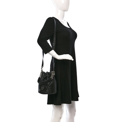 Marc Jacobs Calfskin Quilted The Bucket Bag Black 2 of 9