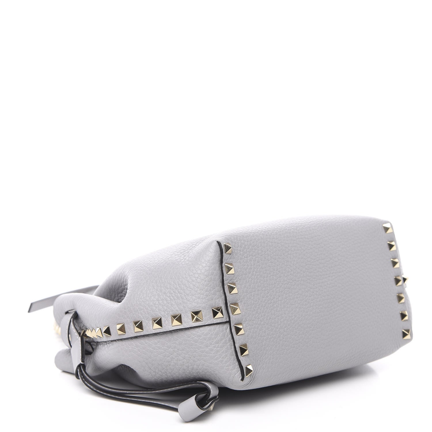 Valentino Garavani Grained Calfskin Rockstud Bucket Bag Pastel Grey 4 of 9
