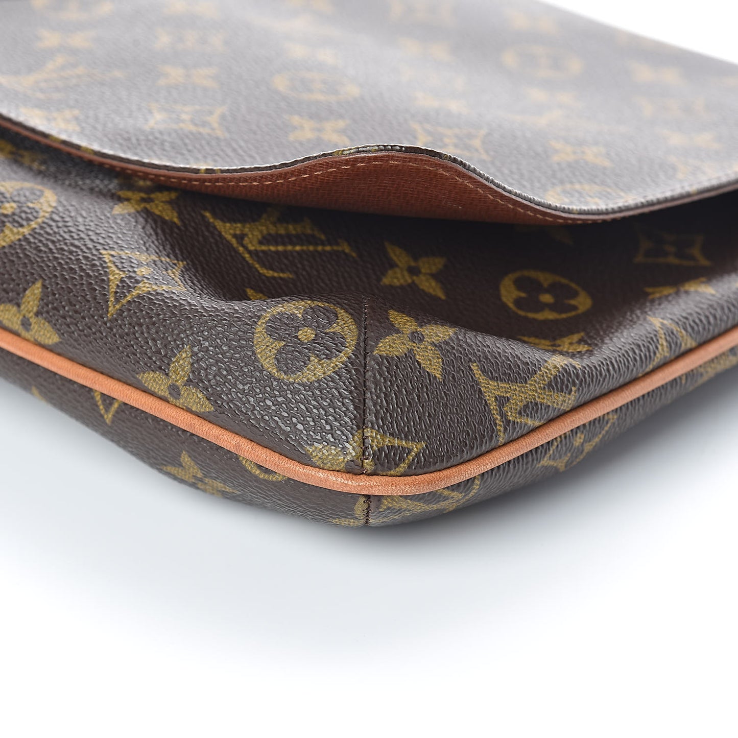 Monogram Musette Salsa