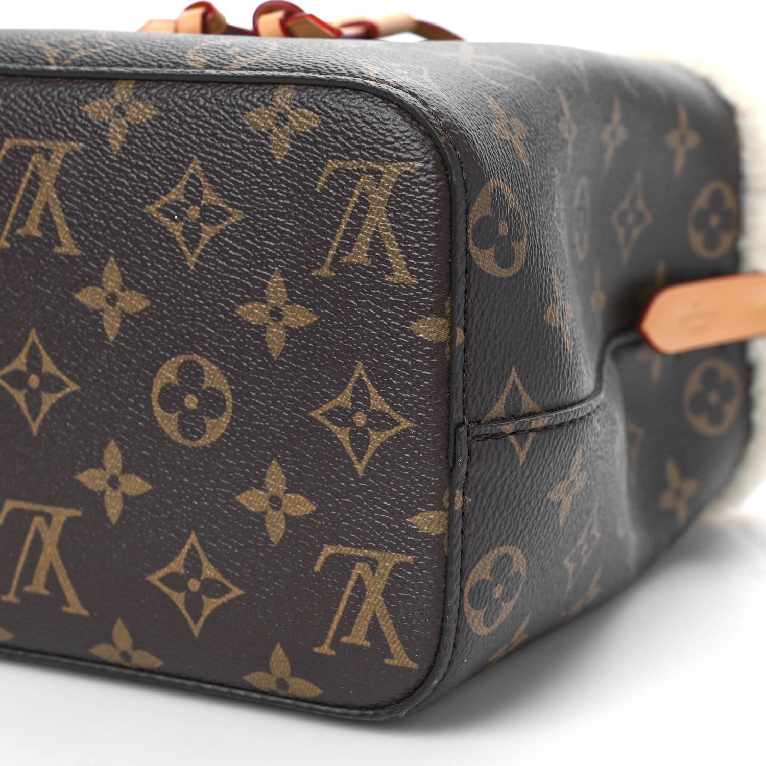 Louis Vuitton Monogram Shearling Cozygram Neonoe BB 9 of 9