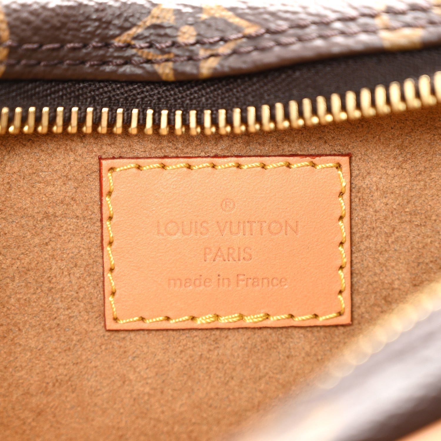 Louis Vuitton Monogram Loop 6 of 9