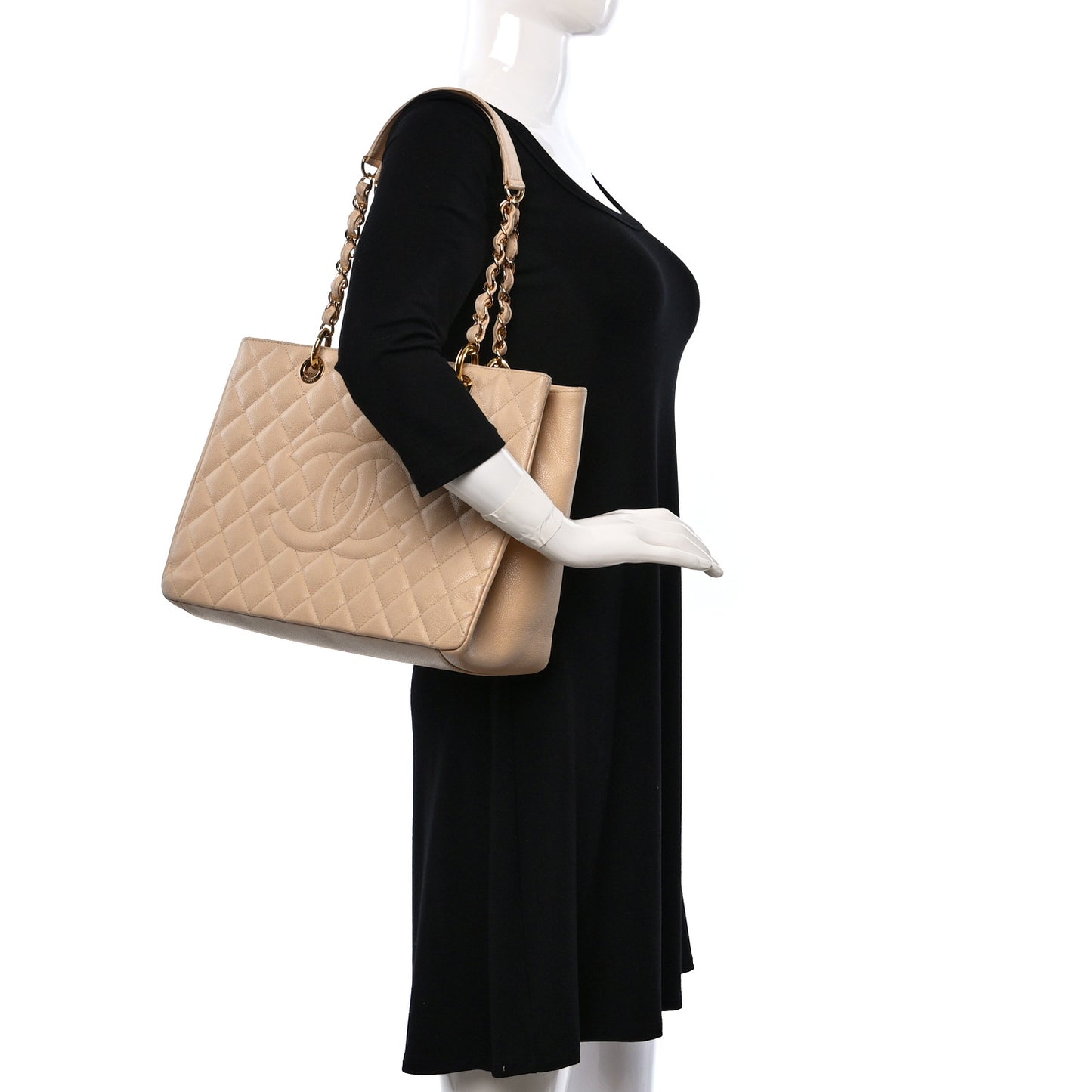 Caviar Quilted Grand Shopping Tote GST Beige Clair