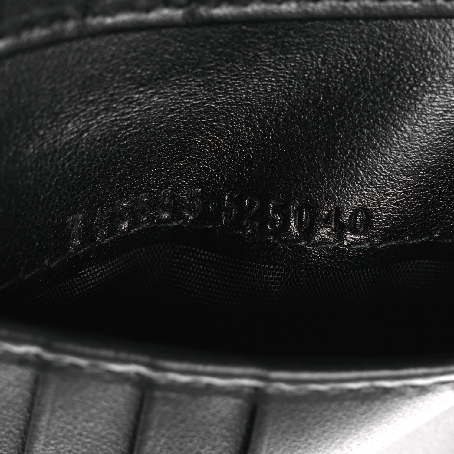 Gucci Plutone Calfskin Logo Bi-Fold Wallet Black 7 of 9