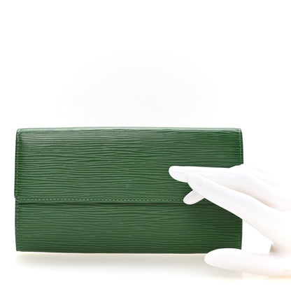 Louis Vuitton Epi Sarah Wallet Borneo 2 of 7