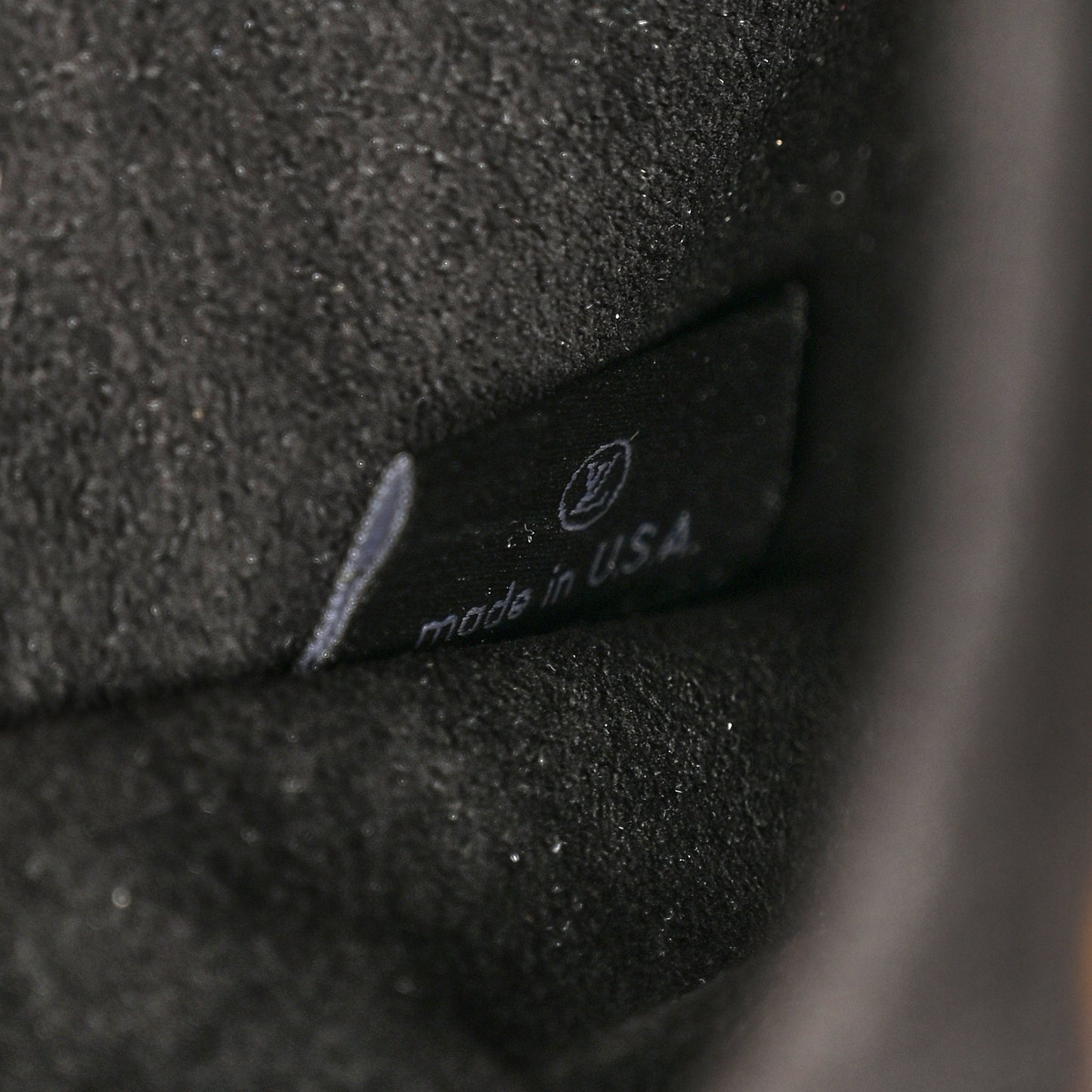 Reverse Monogram Pochette Metis