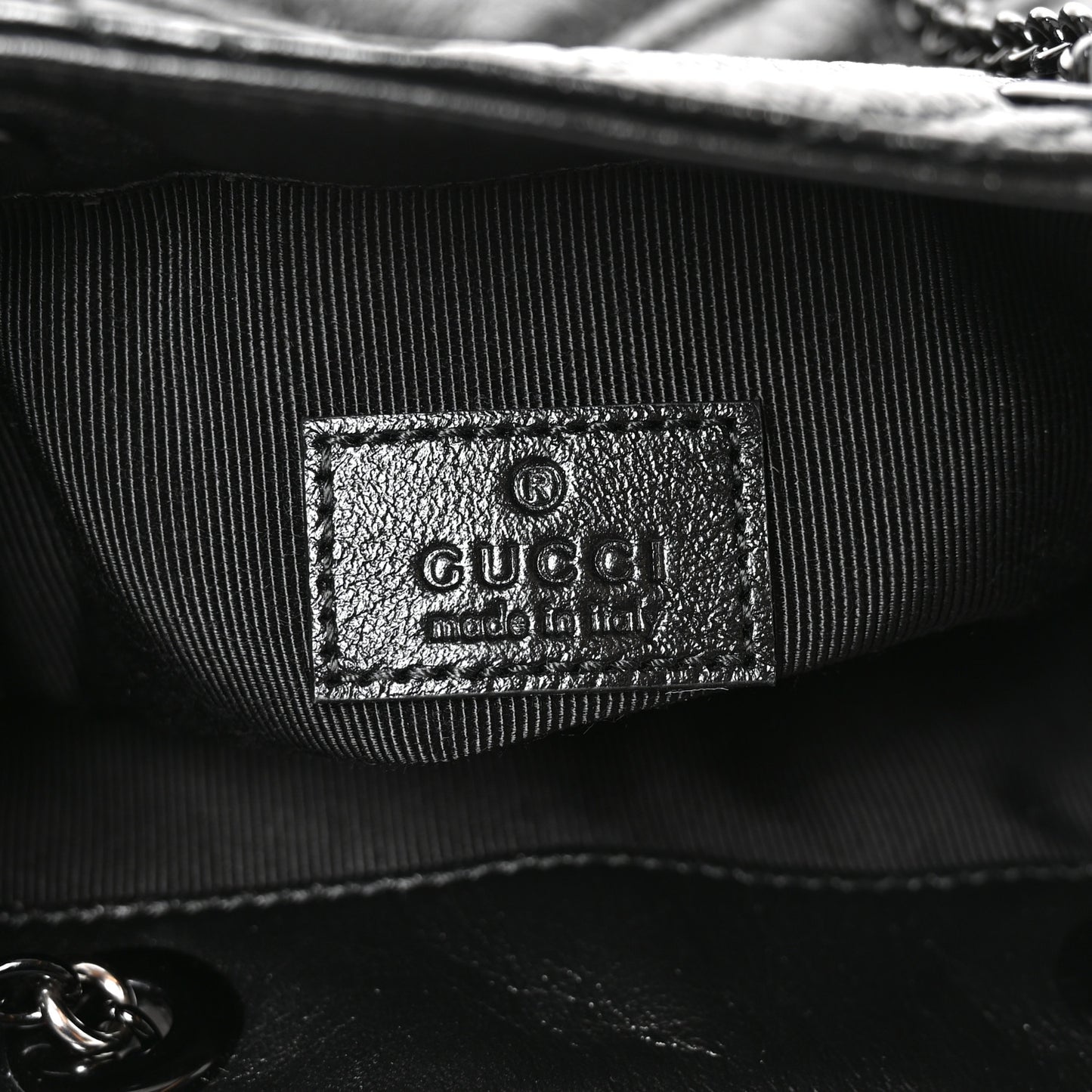 Calfskin Matelasse Monochrome Nano GG Marmont Bucket Bag Black