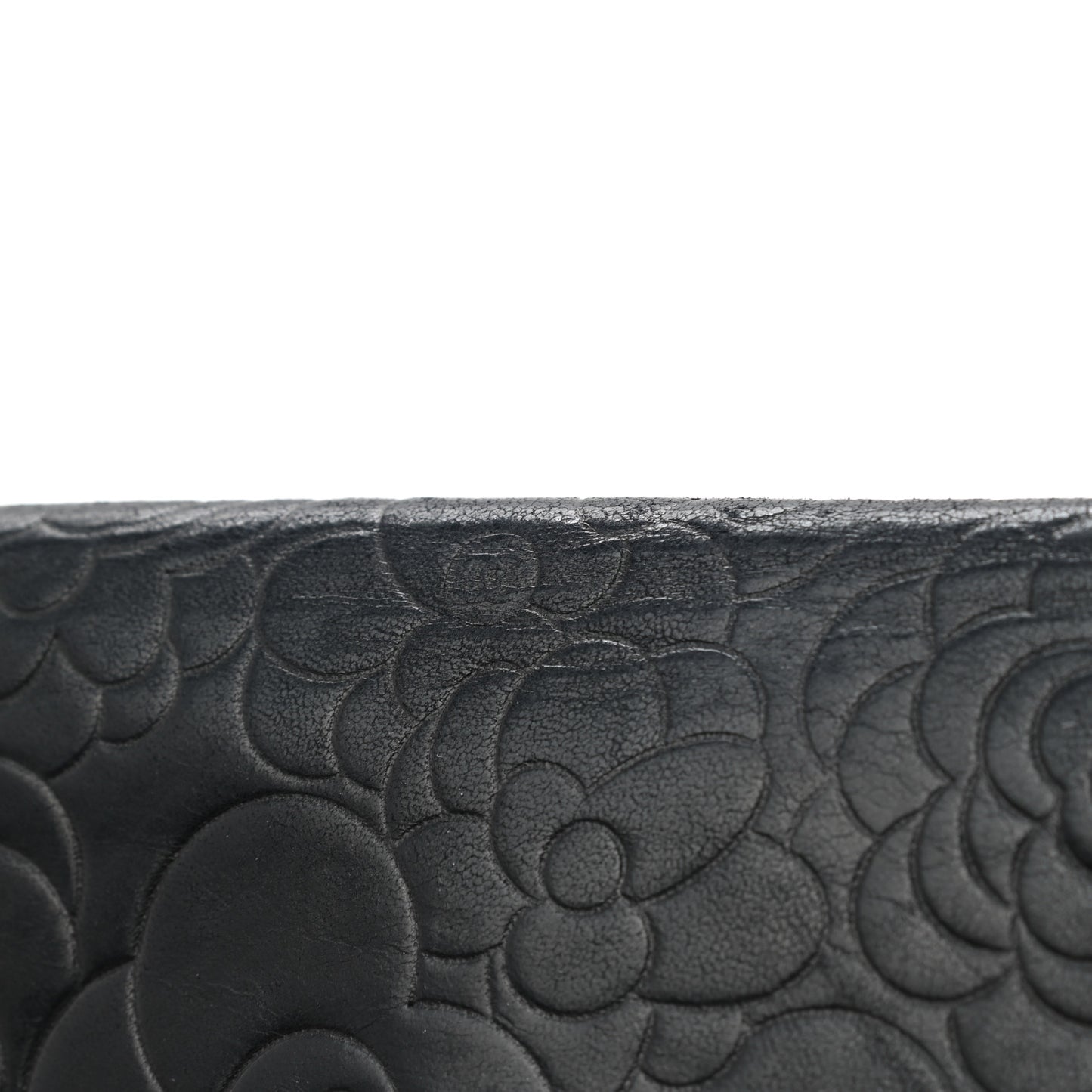 Lambskin Camellia Embossed Yen Wallet Black