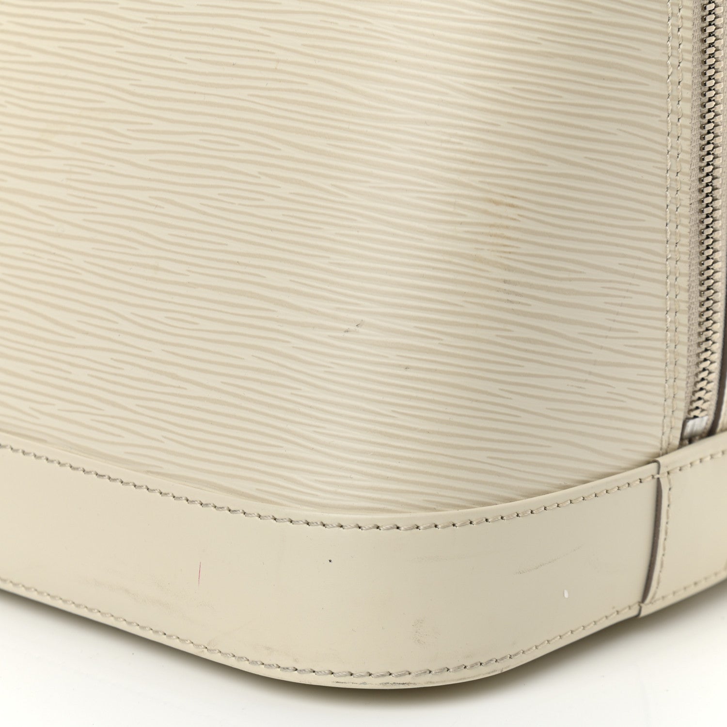 Louis Vuitton Epi Alma GM Ivory 17 of 17