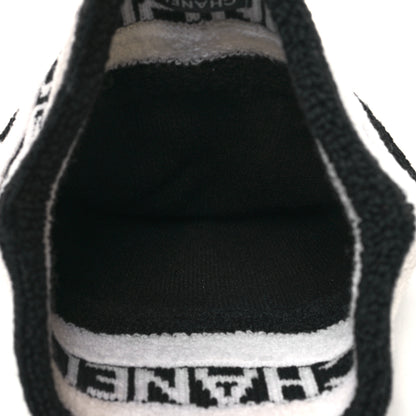 Chanel Cashmere CC Beanie Hat Ecru Black 4 of 5