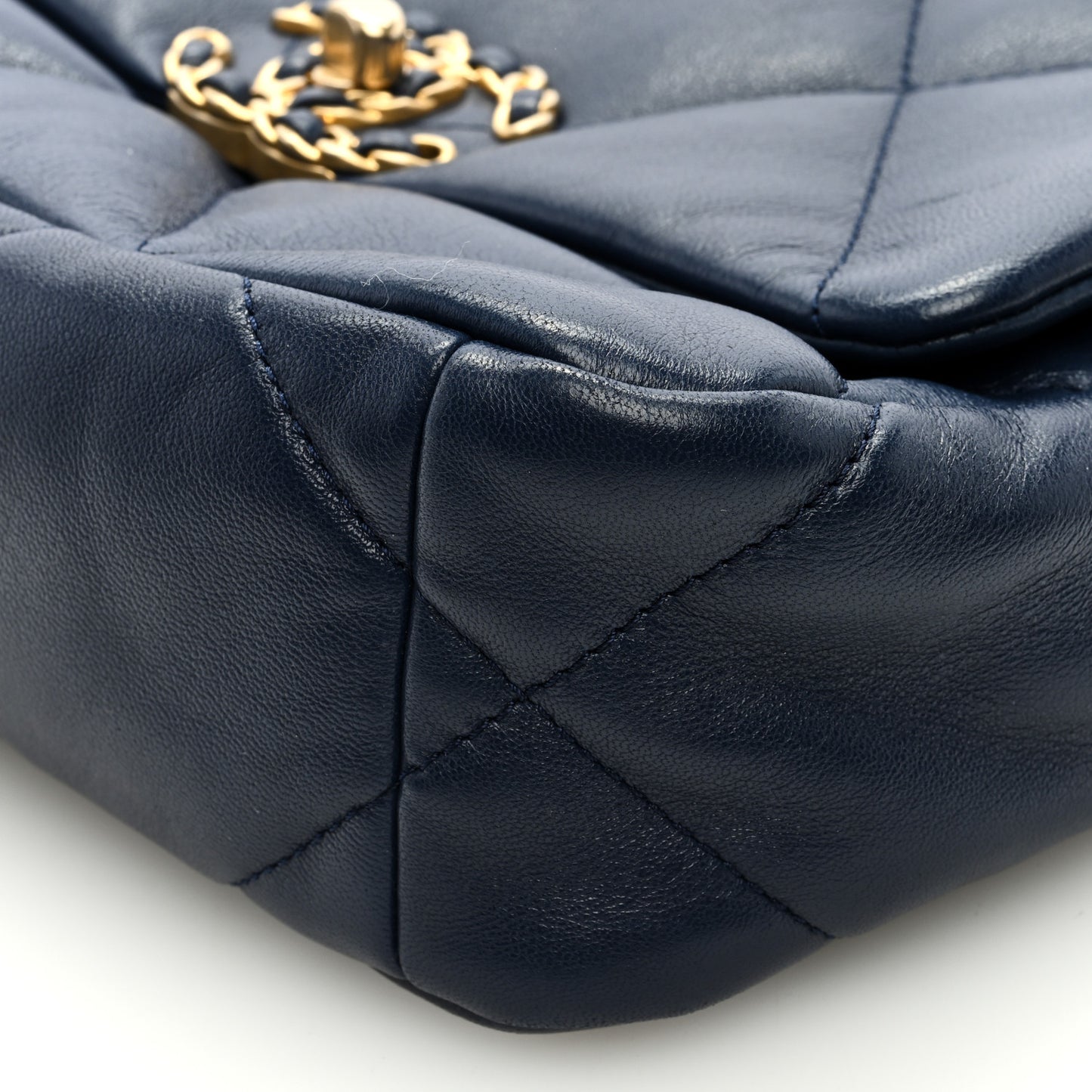 Lambskin Quilted Medium Chanel 19 Flap Navy Blue